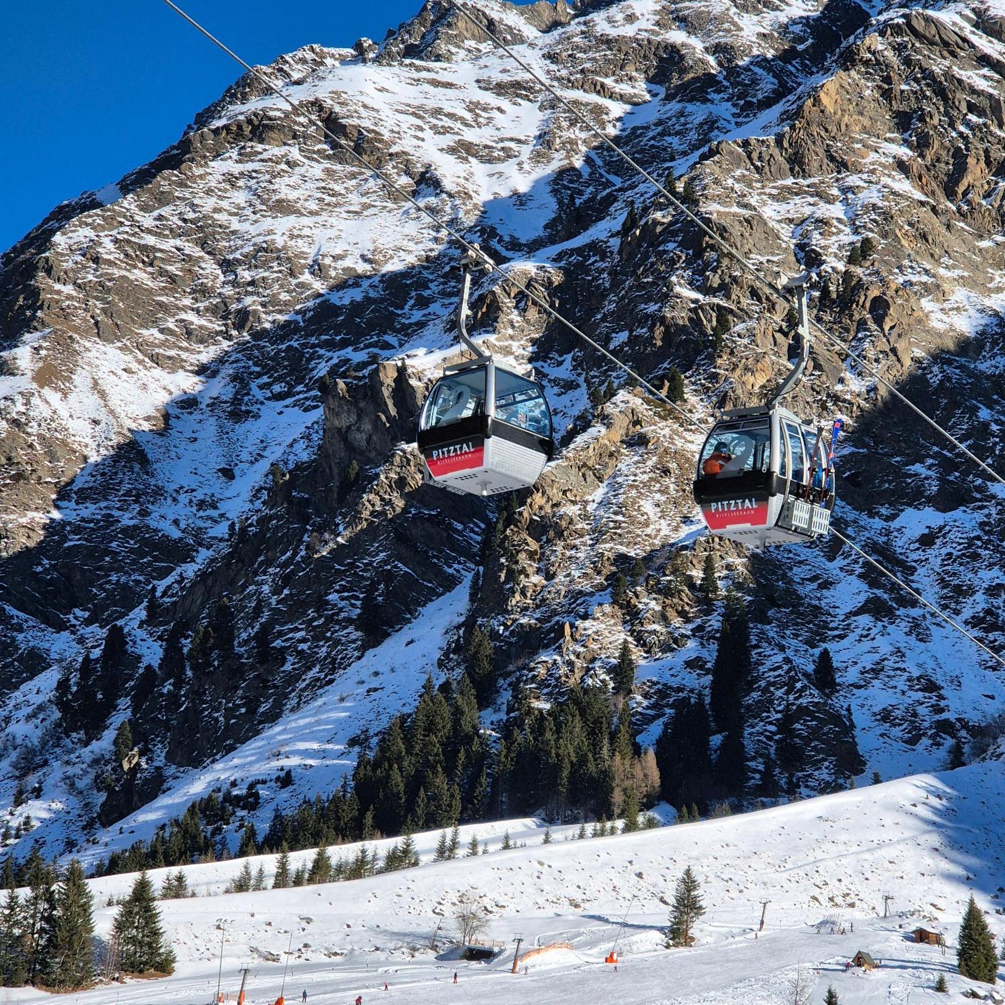 Kinderbauernhof Ierzerhof Arzl im Pitztal Buitenkant foto